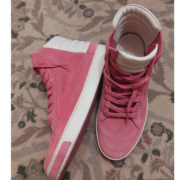Authentic Gucci Pink Suede High Top Sneakers 36 EU / 5.5 US - Picture 4 of 16